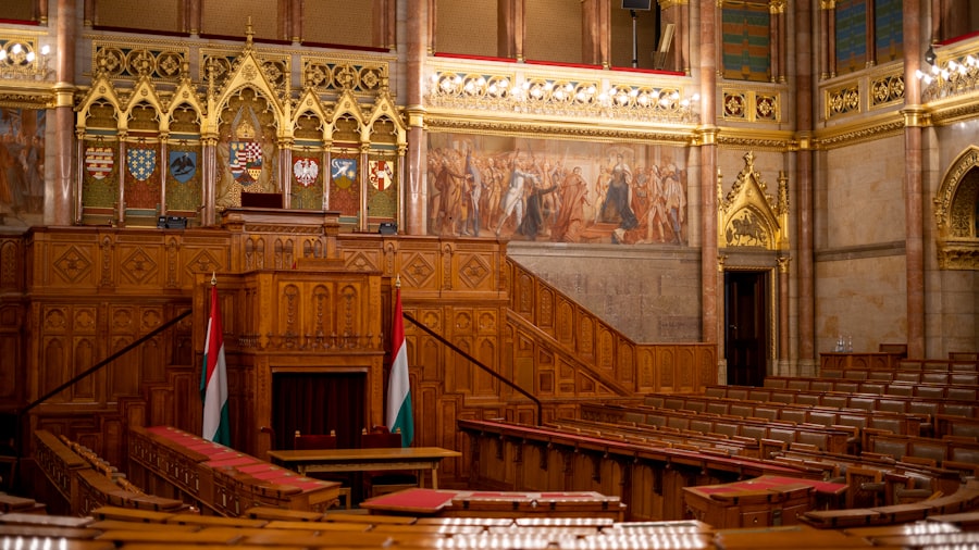 Photo Courtroom scene