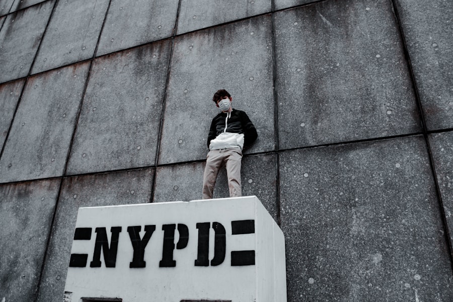 Photo fbi agents kneeling